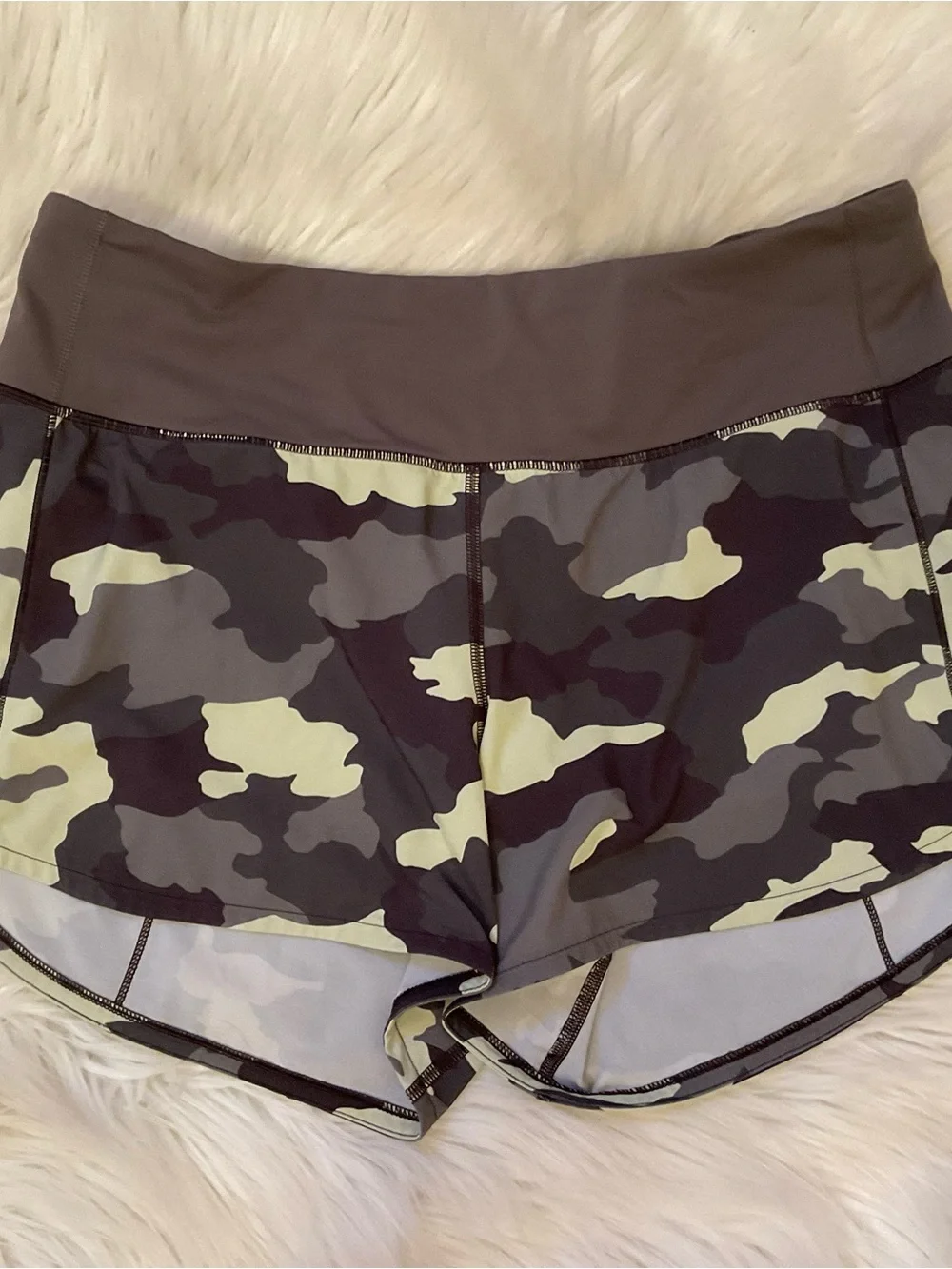 Lululemon Speed Up Short 4